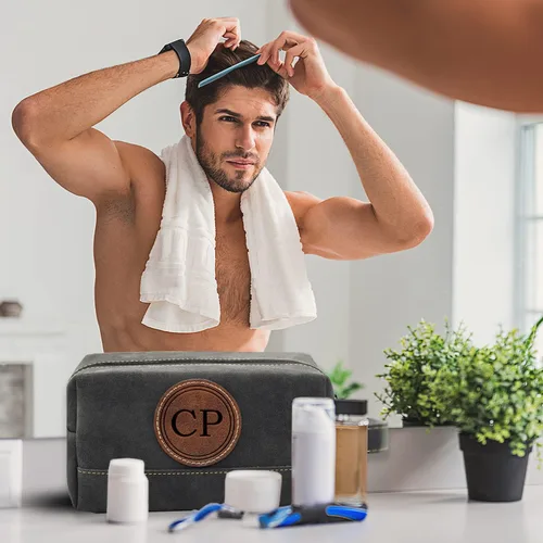 Miniatura 4 de Paquete de 2 bolsas de aseo personalizadas para hombres hechas a mano, kit de cuero personalizado para hombres, regalos personalizados para hombres