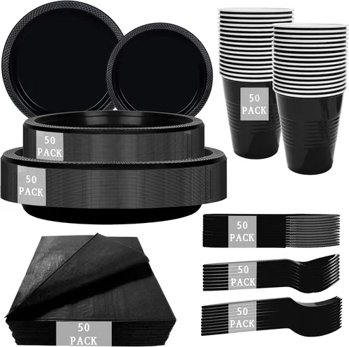 MirthMood - 350 platos desechables negros, platos negros, suministros de plástico para fiestas, incluye 50 platos llanos, 50 platos de ensalada, 50