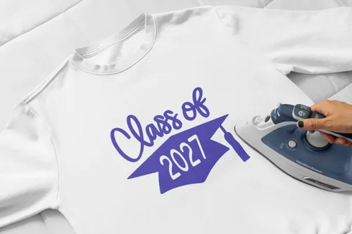 Miniatura 2 de Class Of 2027 - Calcomanía de vinilo para gorra de graduación, transferencia de camisetas de graduación, parche de camisa de graduado de bricolaje