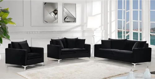 Miniatura 7 de Meridian Furniture Naomi Collection Modern Sofá de dos plazas tapizado de terciopelo negro contemporáneo con base de acero inoxidable en un