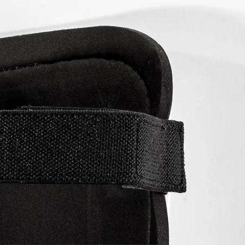 Miniatura 9 de Franklin Sports Espinilleras de fútbol para jóvenes y adultos – Espinilleras superligeras para hombres, mujeres + niños – (2) Espinilleras
