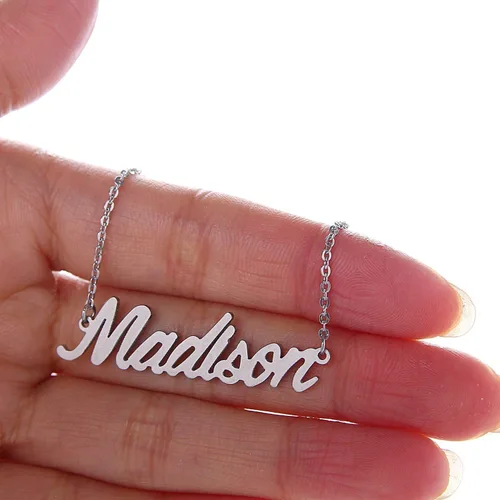 Miniatura 2 de HUAN XUN - Collar con nombre personalizado en plata dorada