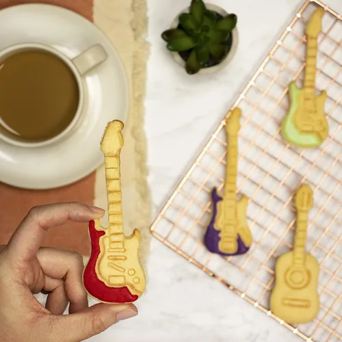 Miniatura 4 de Juego de 3 cortadores de galletas de guitarra (diseños: acústico, eléctrico, bajo), 3 piezas - Bakerlogy