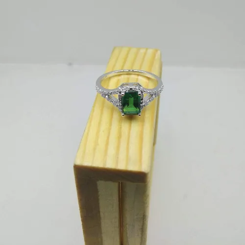 Miniatura 5 de Dazzlingrock Collection Anillo de compromiso de mujer con piedras preciosas creadas en laboratorio y diamantes blancos de 0.276 x 0.197in, plata