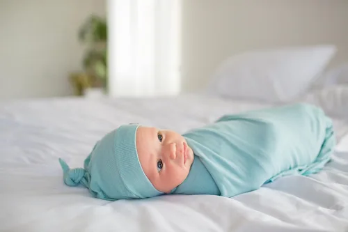 Miniatura 7 de Copper Pearl - gorro de bebé con nudo superior elástico suave