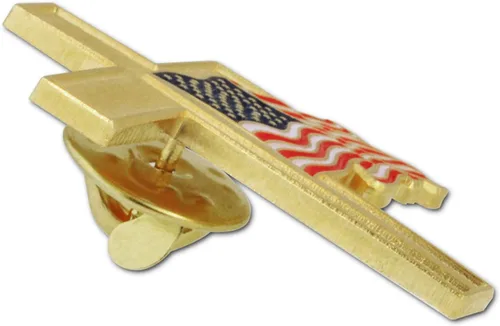 Miniatura 11 de PinMart Cruz patriótica con bandera estadounidense ondeando la bandera de Estados Unidos – Pin de solapa esmaltado – SecureClutch Back