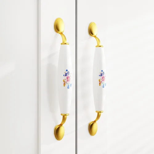 Miniatura 4 de AIEGLE Armario de 3 puertas, armario grande independiente con estantes y barra para colgar, armario de almacenamiento de ropa de madera para Tipo A