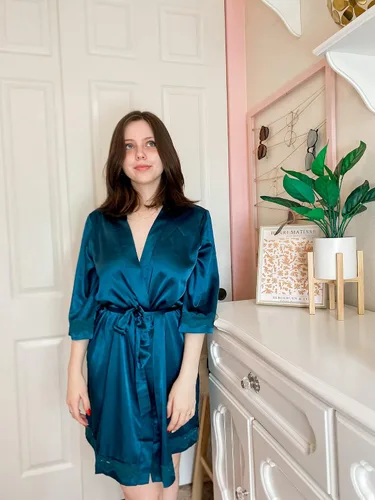 Miniatura 4 de Ekouaer Women's Lace-Trim Silk Robes Bride Bridesmaid Kimono Satin Bathrobe V Neck Sleepwear with 34 Sleeve