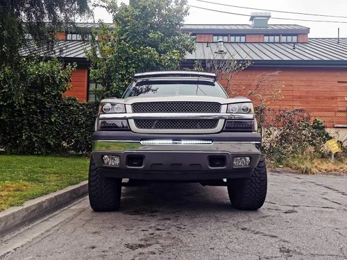 Miniatura 6 de iJDMTOY Kit de barra de luz LED de parachoques inferior de 32 pulgadas compatible con Chevy Silverado 1500 2500 3500 Avalanche: barra de luz LED