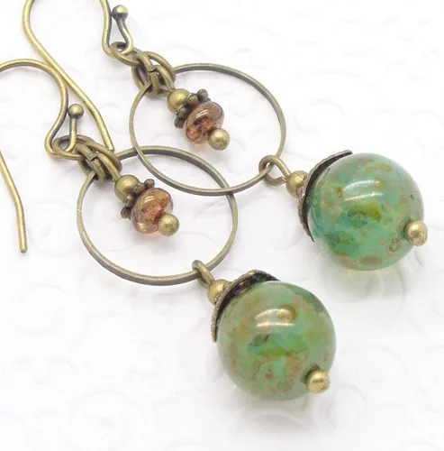 Miniatura 3 de Green Dangle Earrings in Bohemian Marbled Glass