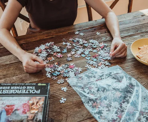 Miniatura 7 de Poltergeist II - Rompecabezas de 1000 piezas para adultos, rompecabezas desafiante con arte icónico de la película, divertida actividad educativa