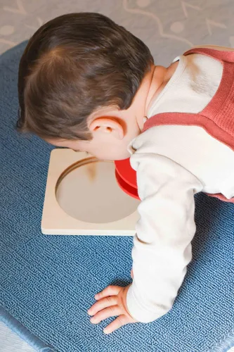 Miniatura 2 de Montessori - Kit de juego de juguetes para bebé, espejo Montessori, rompecabezas de perilla Peekaboo con pomo, tambor giratorio mediano y kit