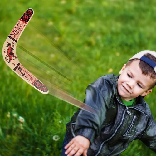 Miniatura 5 de ArtCreativity Boomerang de madera, juego de 2, boomerang clásico de retorno para niños con obras de arte coloridas, boomerangs para adultos