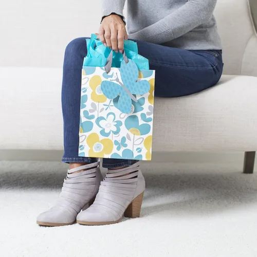 Miniatura 2 de Hallmark Bolsa de regalo mediana de 9" con papel de seda (flores y mariposas; turquesa y amarillo) para cumpleaños, Día de la Madre, despedidas