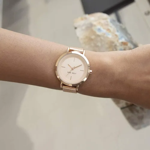 Miniatura 4 de Nine West Reloj de pulsera de malla para mujer