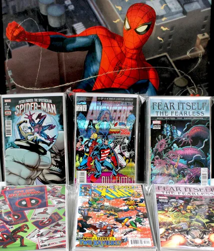 Miniatura 9 de Paquete de Regalo de Libros de Cómics Premium - Colección de 24 - SOLO MARVEL - Bolsa de Ataque de Cómics de Superhéroes