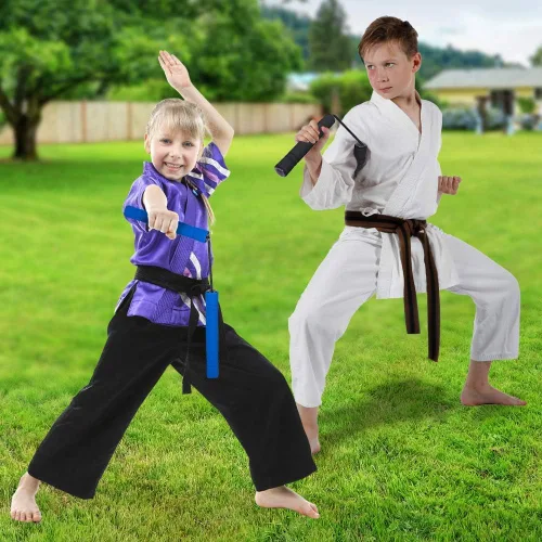 Miniatura 5 de ArtCreativity Nunchucks de juguete de espuma para niños en varios colores (juego de 3) juguetes de entrenamiento con asas suaves, el mejor regalo