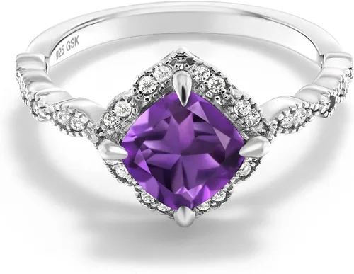 Miniatura 57 de Gem Stone King Anillo de compromiso solitario de moissanita blanca con piedra natal de corte cojín de 0.276 in para mujer, plata de ley 925