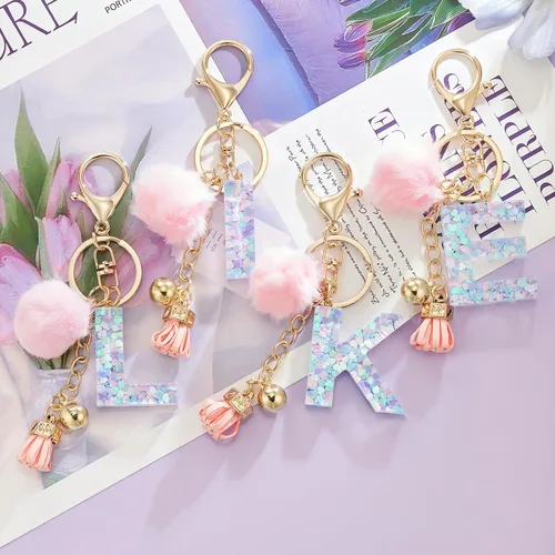 Miniatura 6 de Llavero de resina con letra inicial del alfabeto para mujer, bolso de mano, con pompón de bola de piel