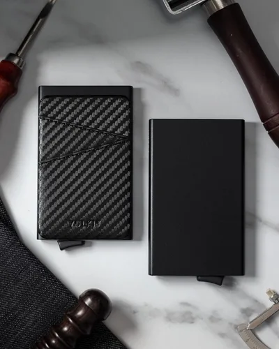 Miniatura 3 de VULKIT Cartera desplegable para tarjetas de crédito con ranuras de cuero adicionales con bloqueo RFID, funda delgada de metal para tarjetas, Carbon