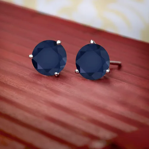 Miniatura 5 de Gem Stone King Aretes de tuerca de oro blanco de 18 quilates con zafiro azul de 3 puntas Martini con rosca trasera para mujer