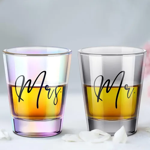 Miniatura 4 de Sumind 2 vasos de chupito de boda para novia y novio, vaso de chupito de 2 onzas, divertidos regalos de novia para parejas, recién casados