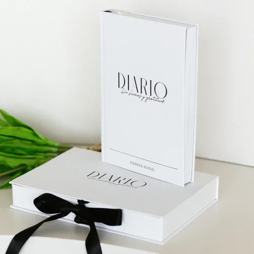 Miniatura 2 de Diario diario de gratitud y planificador de sueños (edición en español) Sin fecha 2 en 1 Para atención plena, propósito y éxito Incluye espejo