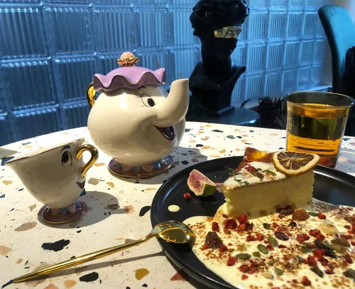 Miniatura 4 de GZHaiTuoSi Taza de tetera con diseño de dibujos animados de la nueva belleza y la bestia Mrs Potts con chip, un juego encantador y set