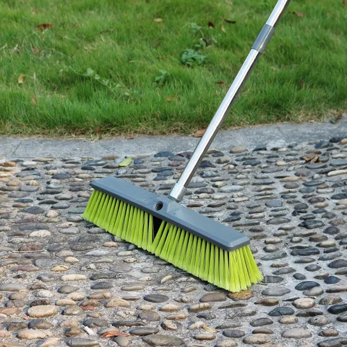 Miniatura 8 de Escoba de empuje de 18 pulgadas con mango largo de 47 pulgadas, cepillo de limpieza de piso multisuperficie para limpiar cubierta, patio, garaje