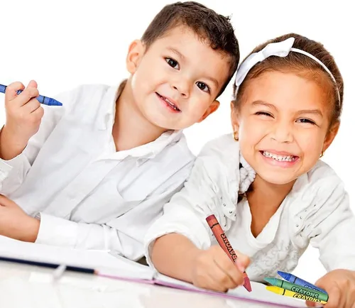 Miniatura 7 de ArtCreativity Crayones de Navidad para niños a granel, 12 cajas, cada caja con 4 crayones de colores, ideales para paquete de recuerdos de fiesta