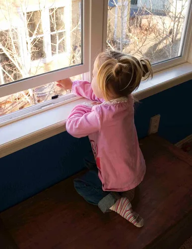 Miniatura 5 de Alarma de ventana y puerta para seguridad de los niños, paquete de 5 unidades de seguridad personal para piscina, alerta antirrobo, pacientes
