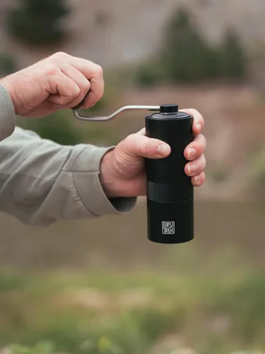 Miniatura 3 de BruTrek® by Planetary Design - Molinillo de mano de café para campamento, molinillo de café duradero de acero inoxidable, ajustes