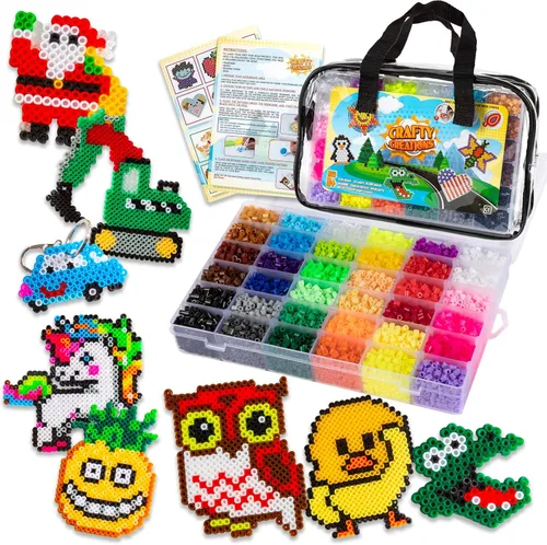 CraftyCreations Kit de manualidades de cuentas de fusibles de 10,500 piezas, kit compatible con Perler, 34 colores, 6 tableros de clavijas, más de