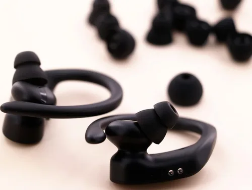 Miniatura 6 de 16 pares de almohadillas Powerbeats Pro, 4 tamaños de repuesto suaves y flexibles en la funda para reducir el ruido, auriculares de gel de goma