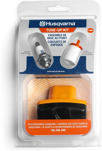 Husqvarna 599333401 Kit de mantenimiento de motosierra 135/435/440, kit de afinación de piezas de motosierra fácil de instalar, incluye filtro de
