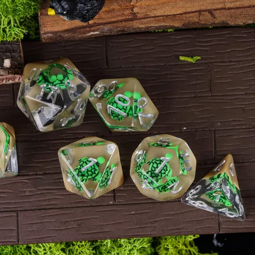Miniatura 4 de Cusdie Dados DND de 7 troqueles, juego de dados poliédricos rellenos de animales, para juegos de rol, dados D&D (tortuga verde)