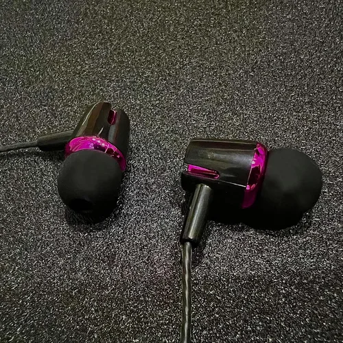 Miniatura 6 de Auriculares con cable Cianyyee, paquete de 6 con micrófono, auriculares de graves pesados, auriculares a granel con aislamiento de ruido