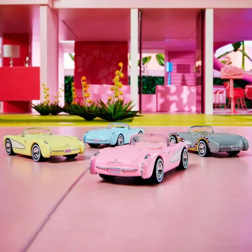 Miniatura 3 de Hot Wheels Barbie The Movie Corvette - Paquete de 4