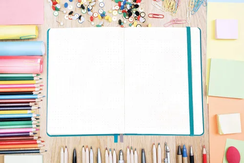 Miniatura 6 de Guissi Cuaderno clásico de cuadrícula de puntos, tapa dura A5, papel grueso sin ácidos de 2.82 oz/m², con bolsillo interior fino, piel sintética