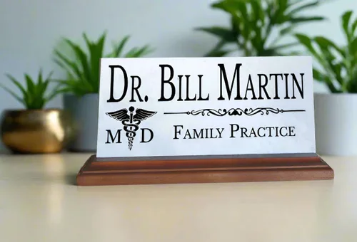 Miniatura 3 de Placa de identificación de escritorio para médico, placa de identificación personalizada para médicos, para escritorio o estante, mármol sólido MD