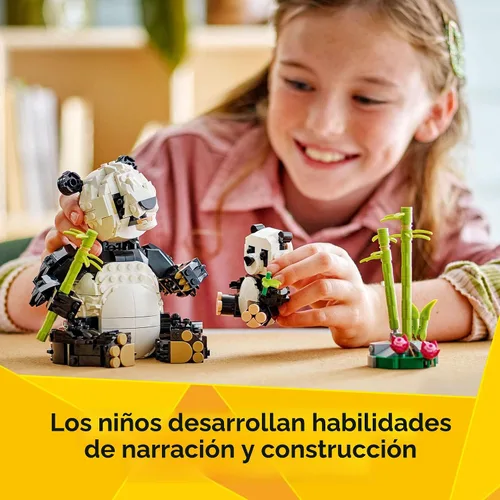 Miniatura 5 de LEGO Creator 3 en 1 Familia de Pandas Salvajes - Kit de Juguetes de Construcción para Niños con 3 Opciones de Construcción, Panda, Pingüino o Orca