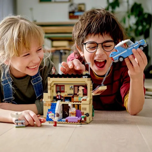 Miniatura 3 de LEGO Harry Potter 4 Privet Drive 75968 Casa y Coche Volador Ford Anglia, Regalos del Mundo Mágico para Niños, Niñas y Niños con Minifiguras de Harry
