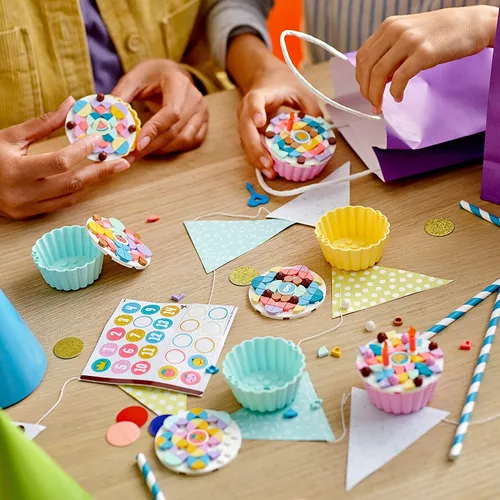 Miniatura 4 de LEGO DOTS - Kit de decoración de pastelillos 41926, kit de decoración para manualidades; una excelente actividad de juego perfecta para niños, nuevo