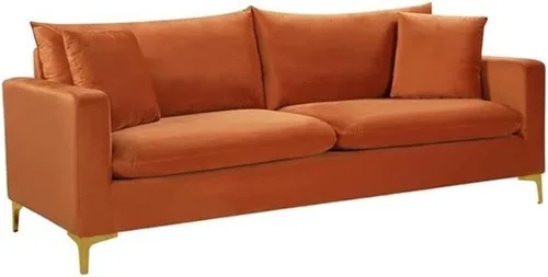 Meridian Furniture 633Cognac-S Colección Naomi Modern | Sofá tapizado de terciopelo contemporáneo con acolchado de canal profundo y patas de acero