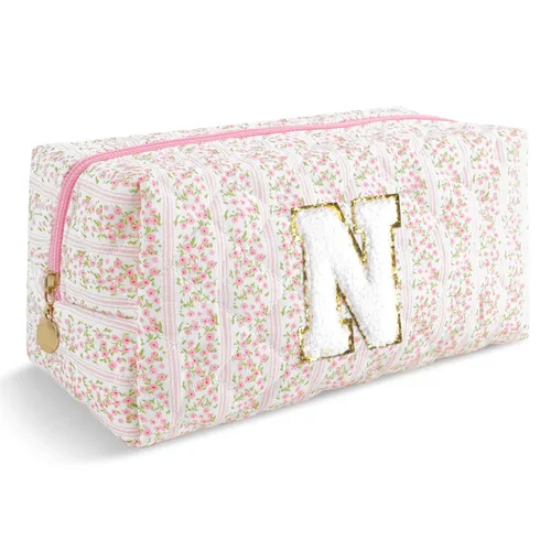 Miniatura 97 de Pequeña bolsa de maquillaje personalizada con inicial A-Z Preppy Patch, bolsa de cosméticos de viaje de felpilla blanca con cremallera, bonita bolsa