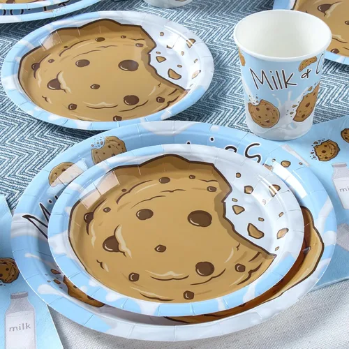 Miniatura 4 de Suministros de fiesta de leche y galletas - Sirve 24. Cenas, platos de postre, tazas, servilletas. Decoraciones de cumpleaños de galletas