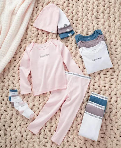 Miniatura 5 de Calvin Klein Organic Baby Essentials 4 Piece Essentials Set