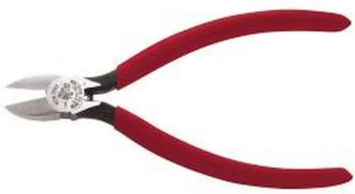 Miniatura 5 de Klein Tools D245-5 Pinzas de corte diagonal de 5 pulgadas con punta cónica, mordazas cortas y filos biselados