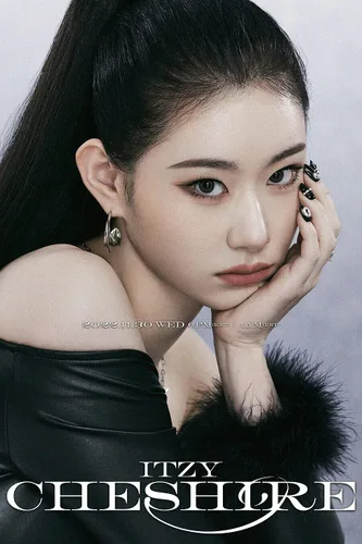 Miniatura 2 de ( Pre-Order Benefit ) (SPECIAL EDITION) ITZY CHESHIRE Mini Album ( B Ver. +1ea Store Gift Card ) K-POP SELAED
