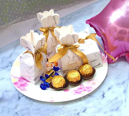 Miniatura 5 de Lontenrea 50 cajas de dulces para boda, fiesta de cumpleaños, caja de regalo con 50 cintas doradas para decoración
